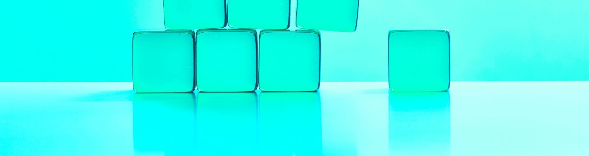 Pirâmide financeira: o que é e como fugir desse golpe - InvesTalk